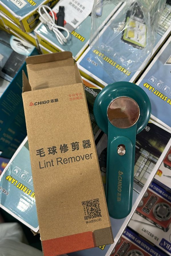 Electric Lint Remover Rechargeable Lint, Fuzz, And Pet Hair On Your Clothes And Furniture